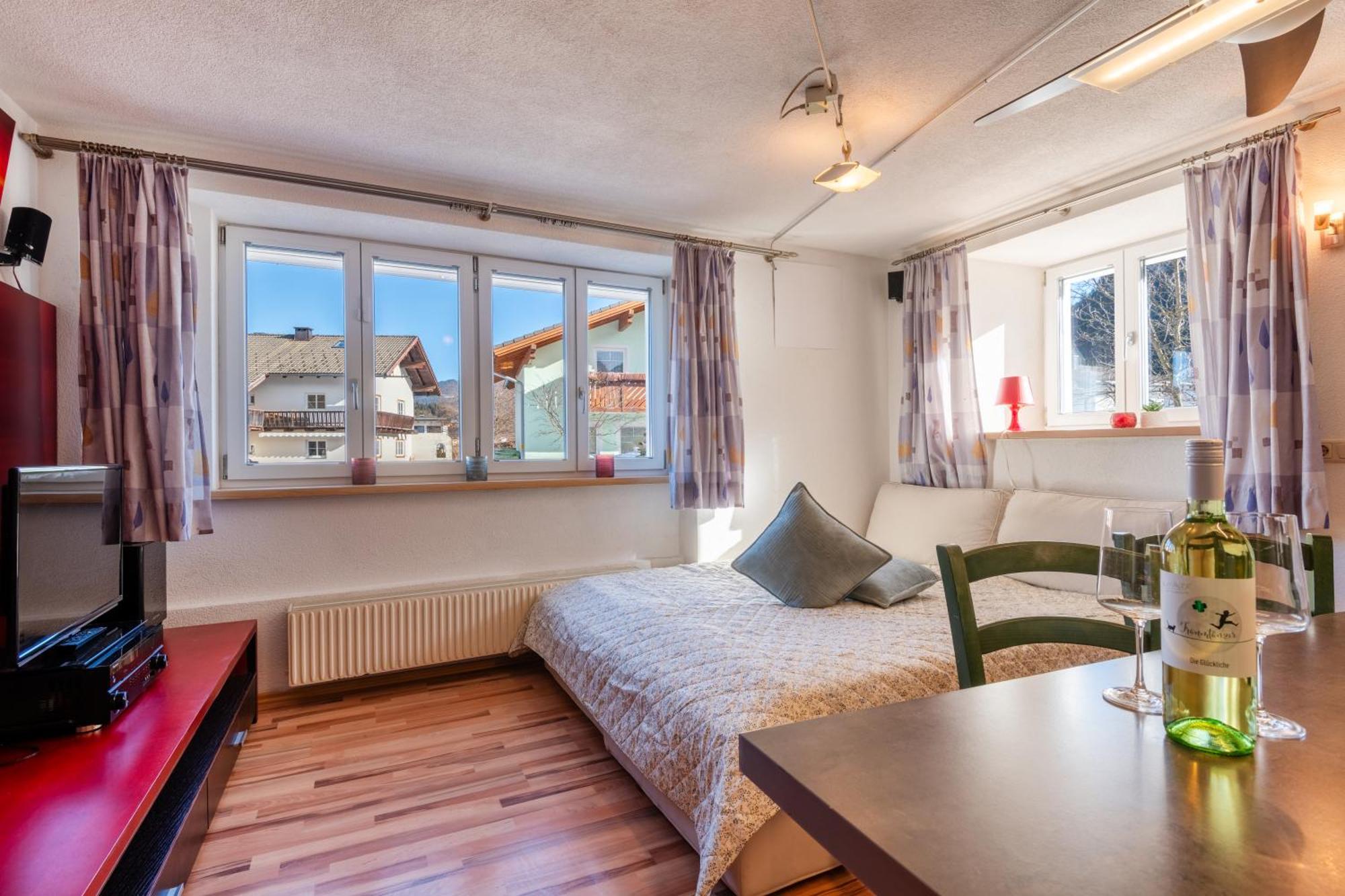 Apartmenthaus Ehrenberg Ehenbichl Exterior foto